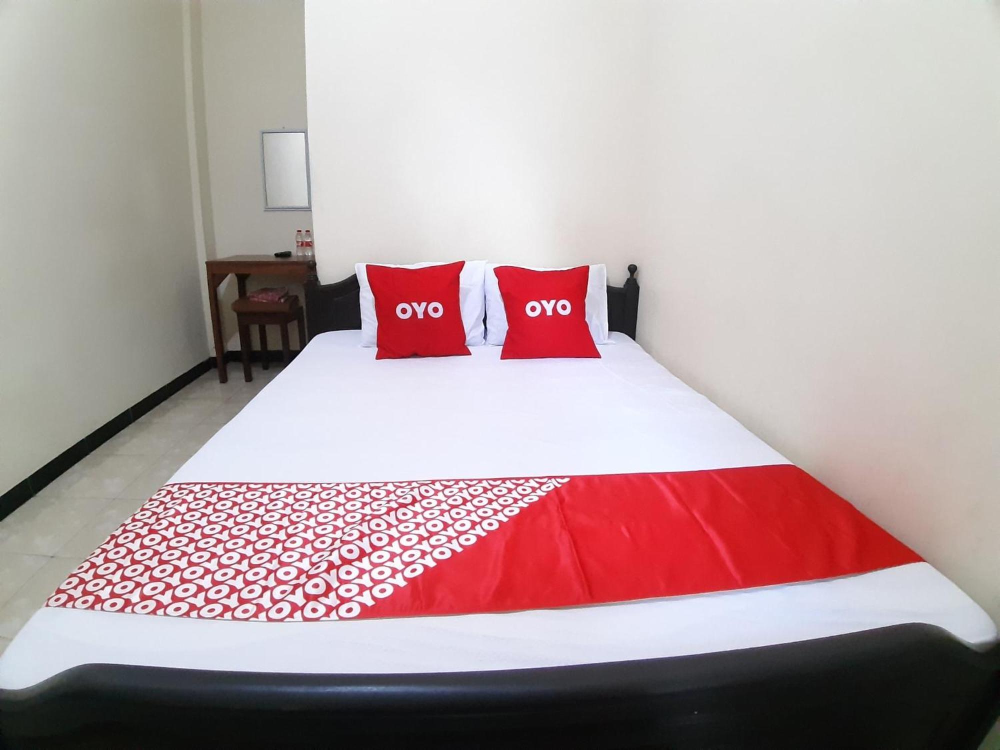 Oyo 2826 Panderman Residence Blitar المظهر الخارجي الصورة