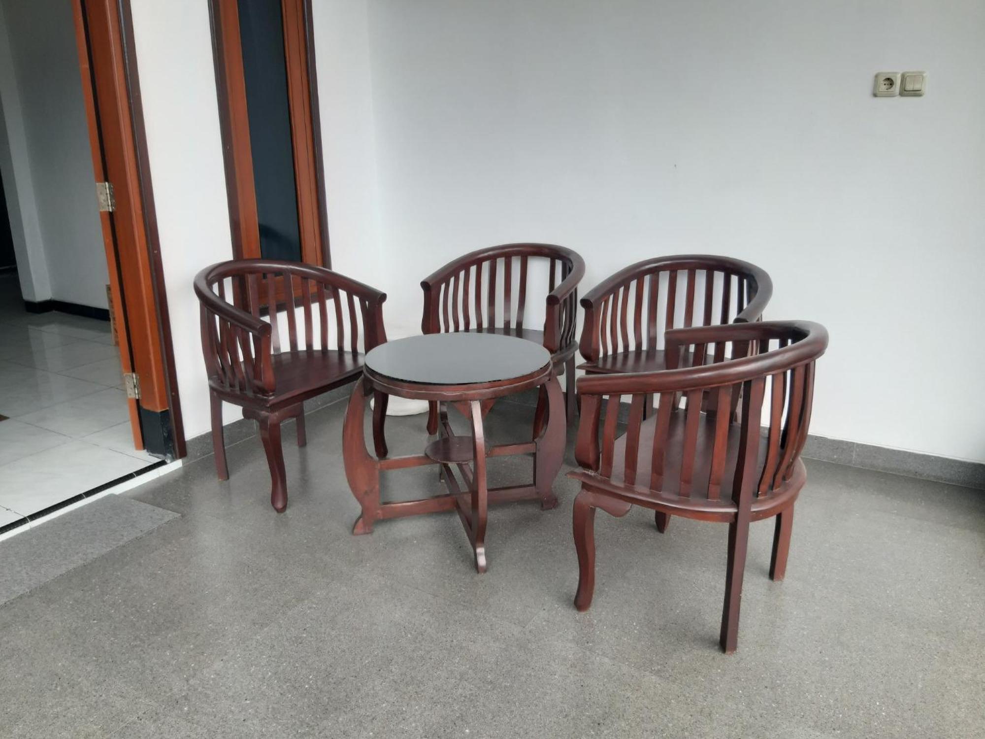 Oyo 2826 Panderman Residence Blitar المظهر الخارجي الصورة