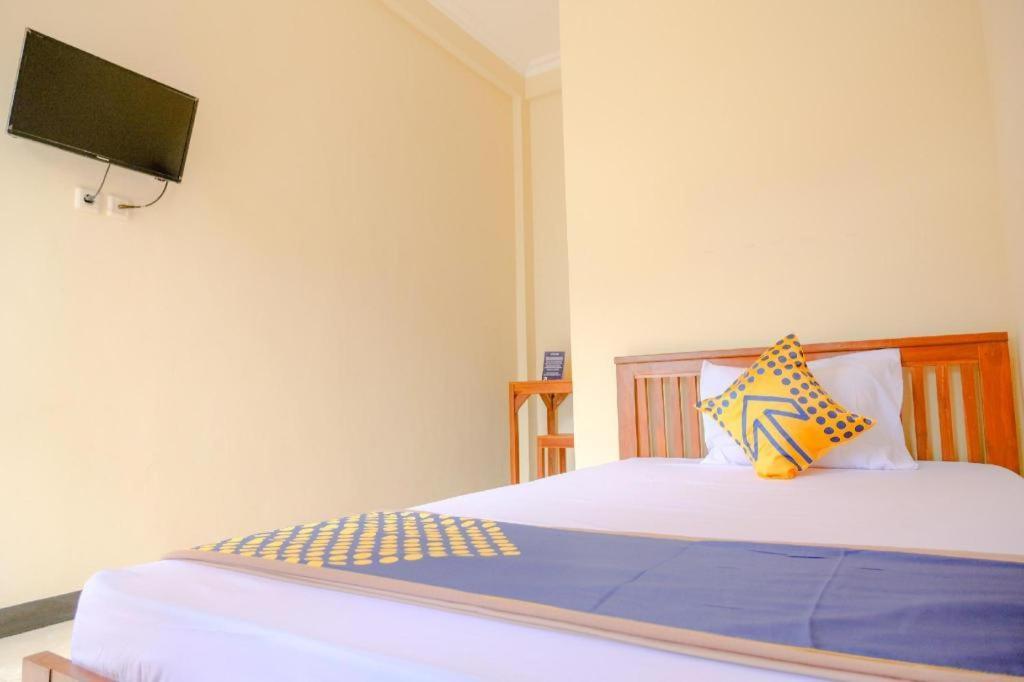 Oyo 2826 Panderman Residence Blitar المظهر الخارجي الصورة